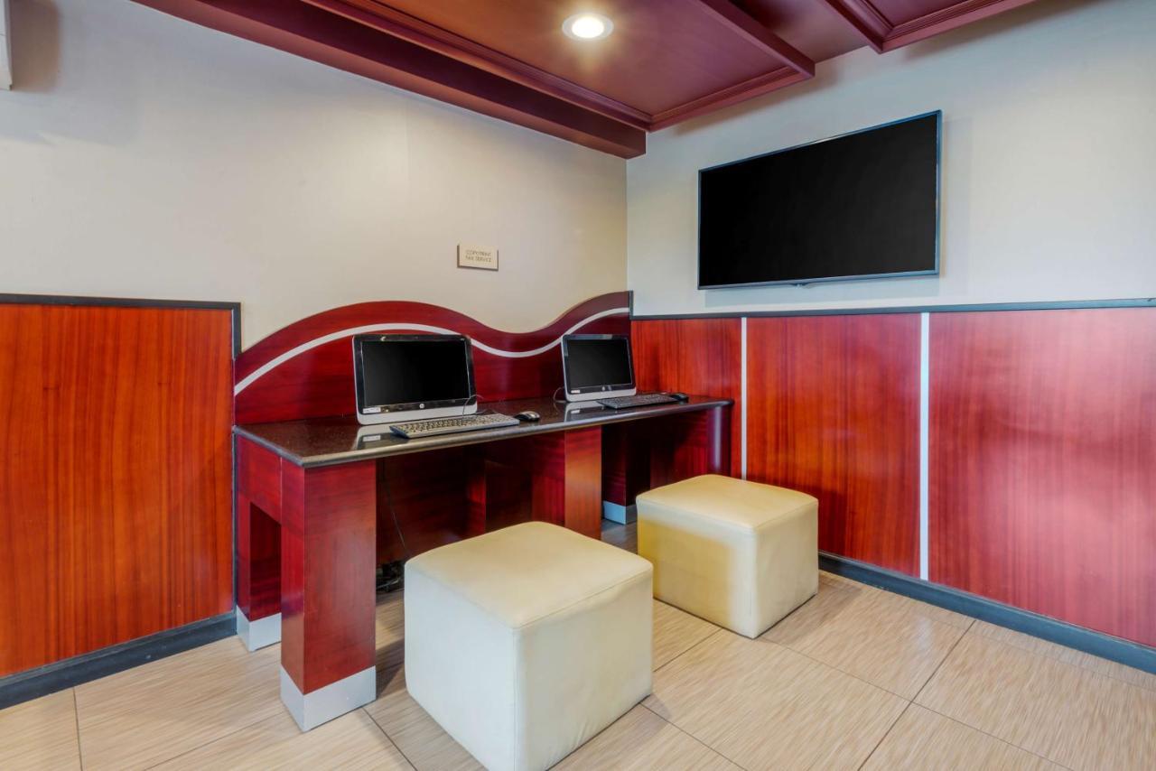 Best Western Plus Poconos Tannersville Exterior foto